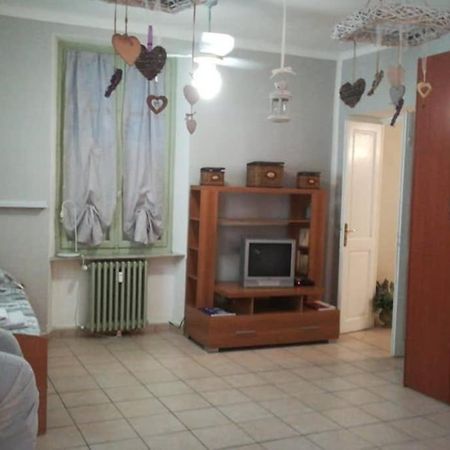 T Rooms - Appartamento Dafne Казале Монферато Екстериор снимка
